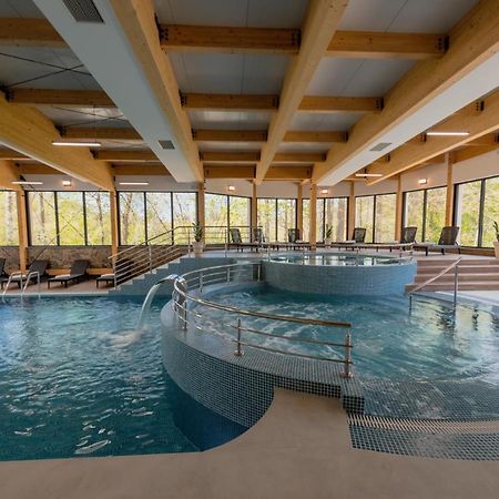 Country Club Zywiec Hotel Spa I Domki Caloroczne Exterior foto