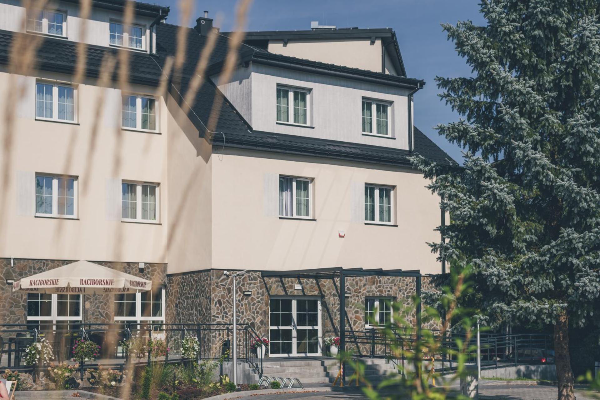 Country Club Zywiec Hotel Spa I Domki Caloroczne Exterior foto